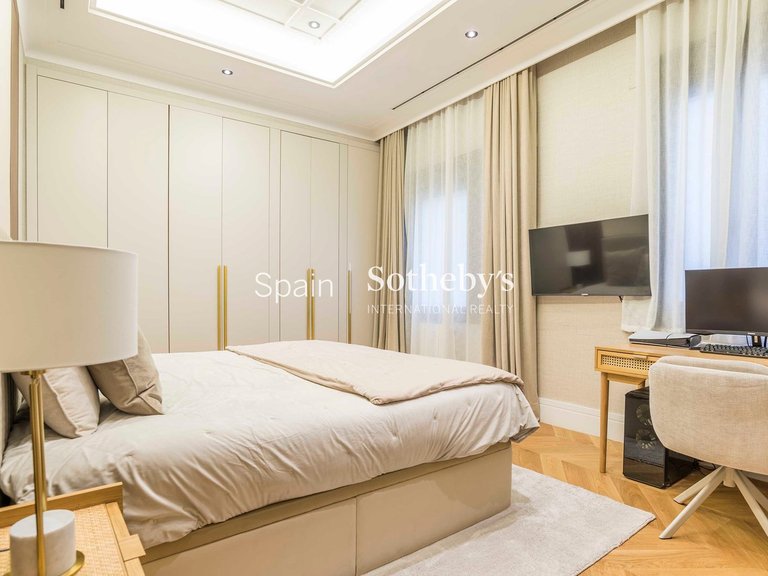 Apartment for Sale in Madrid, Madrid 29