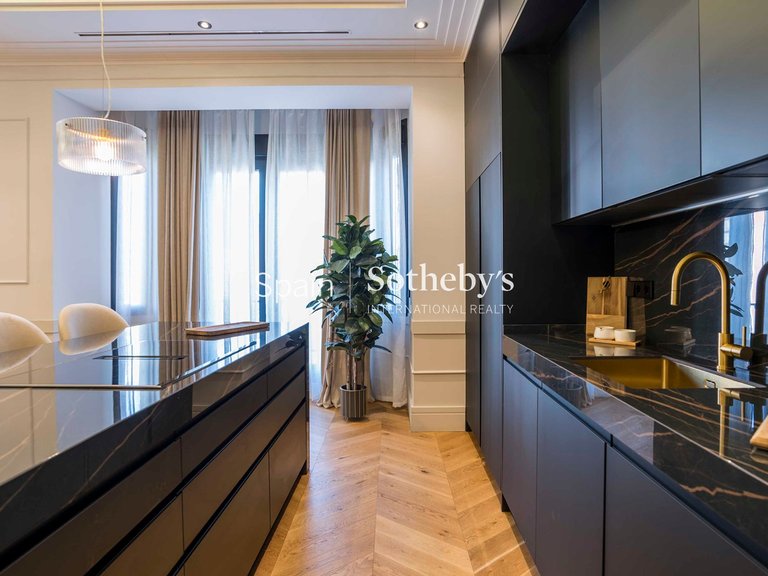 Apartment for Sale in Madrid, Madrid 13