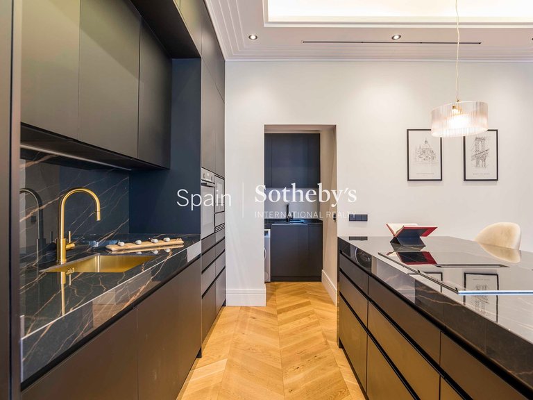 Apartment for Sale in Madrid, Madrid 10