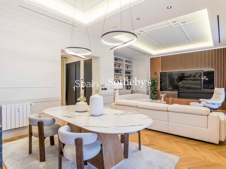Apartment for Sale in Madrid, Madrid 8