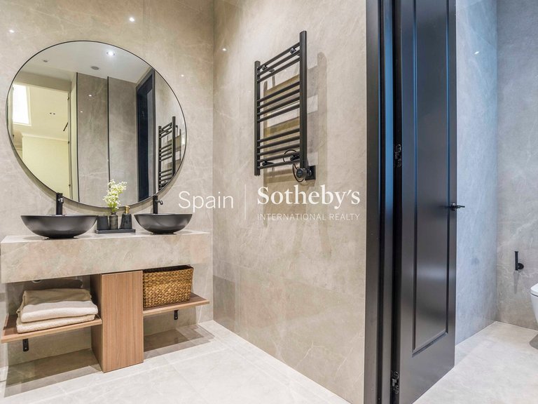 Apartment for Sale in Madrid, Madrid 33