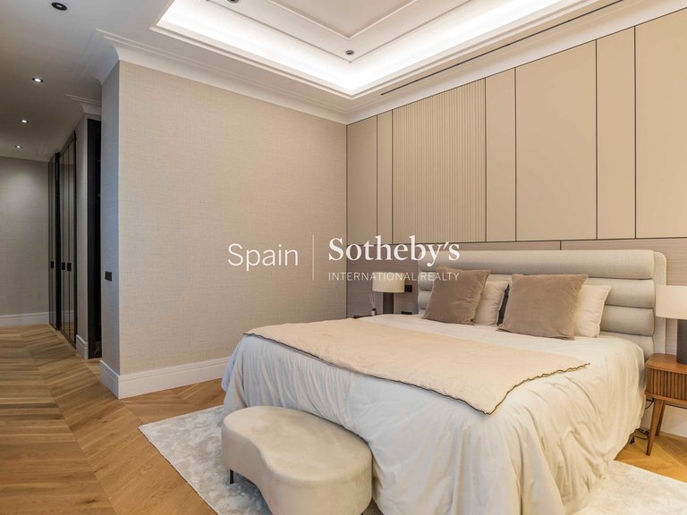 Apartment for Sale in Madrid, Madrid 27