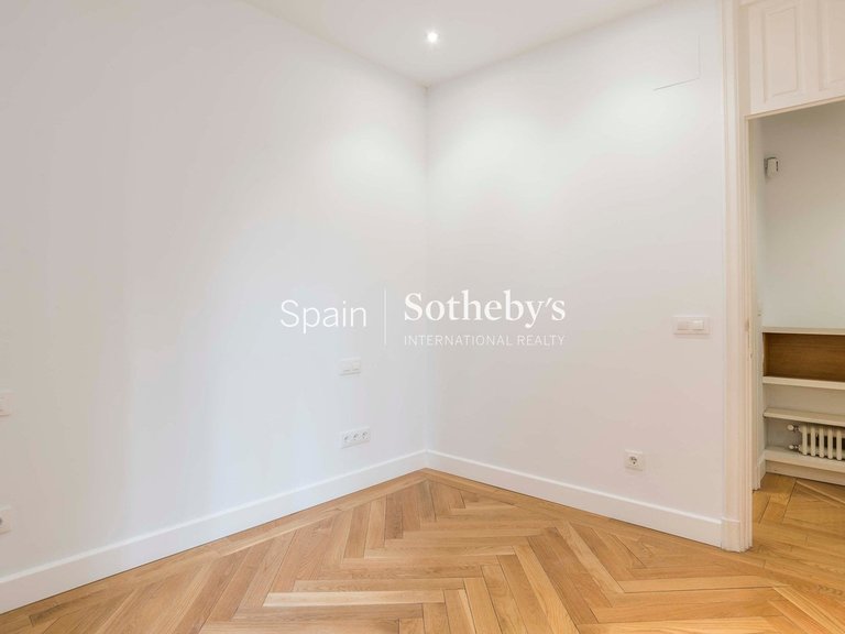 Apartment for Rent in Madrid, Madrid 7