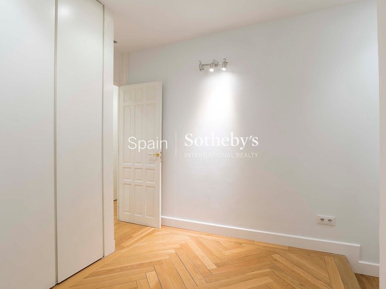 Apartment for Rent in Madrid, Madrid 6