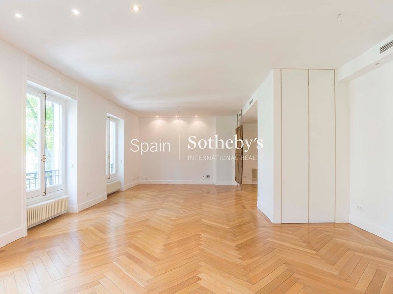 Apartment for Rent in Madrid, Madrid 3