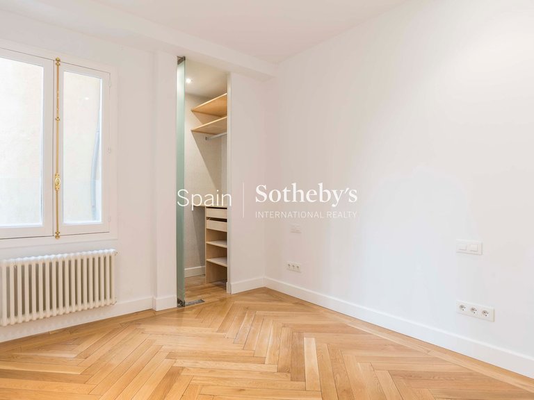 Apartment for Rent in Madrid, Madrid 13