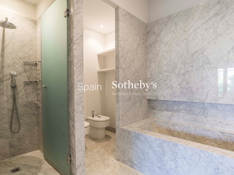 Apartment for Rent in Madrid, Madrid 24