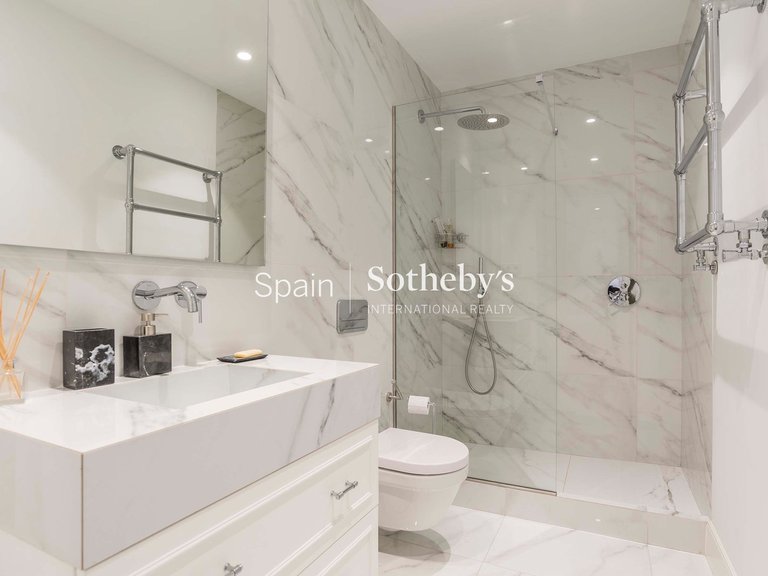 Apartment for Sale in Madrid, Madrid 19