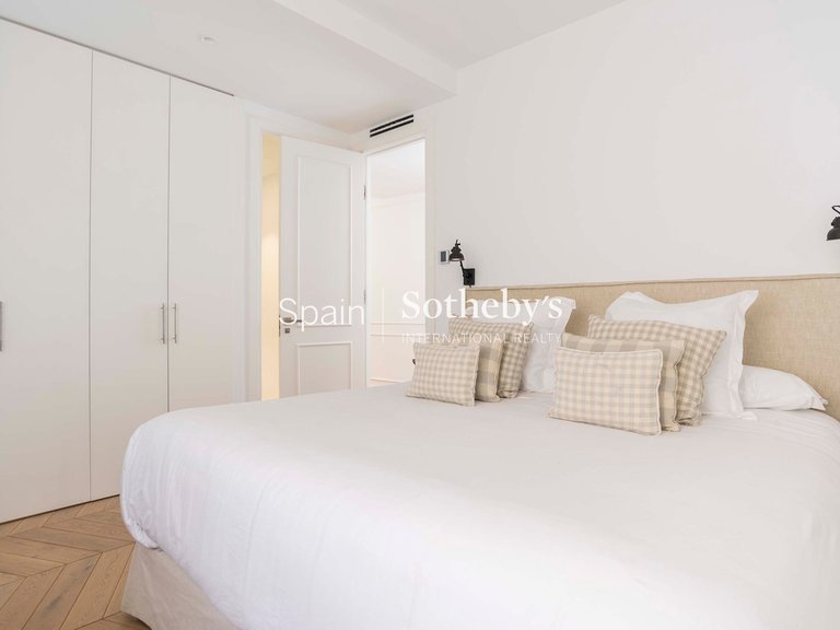 Apartment for Sale in Madrid, Madrid 21