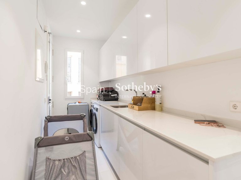 Apartment for Sale in Madrid, Madrid 31