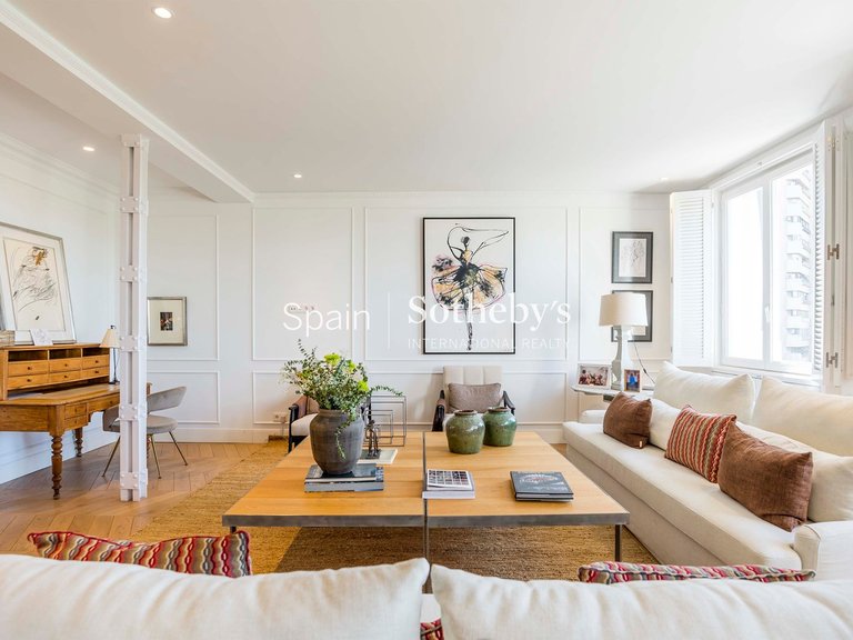 Apartment for Sale in Madrid, Madrid 5