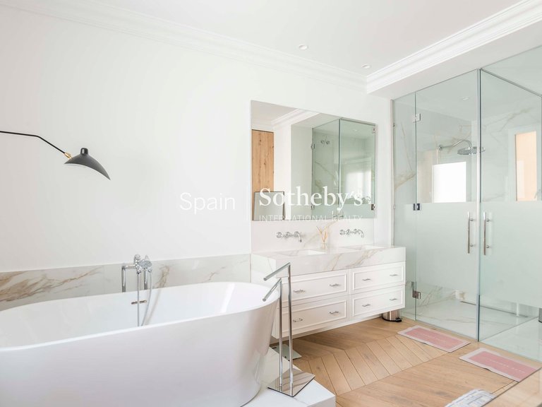 Apartment for Sale in Madrid, Madrid 28