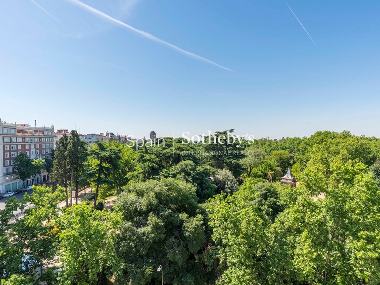 Apartment for Sale in Madrid, Madrid 32