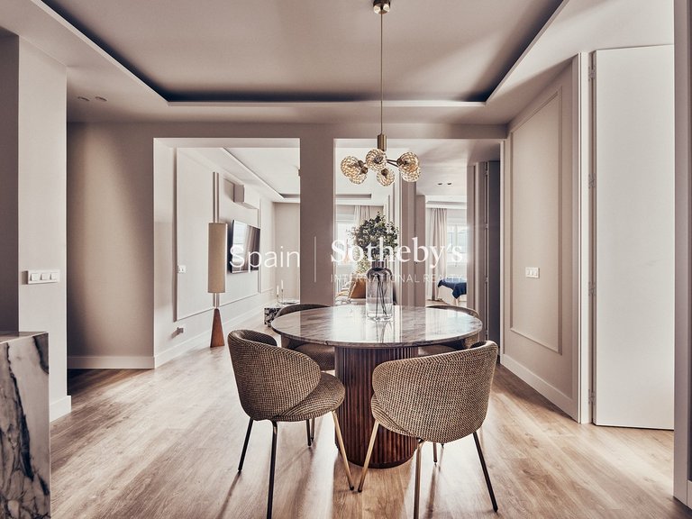 Apartment for Sale in Madrid, Madrid 8