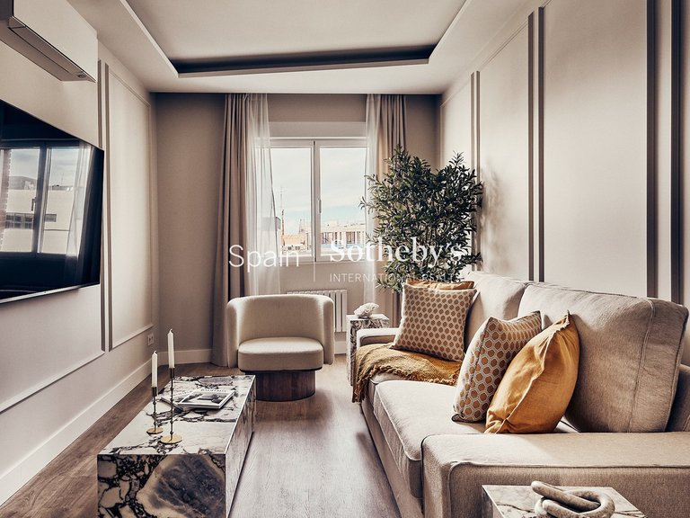 Apartment for Sale in Madrid, Madrid 2