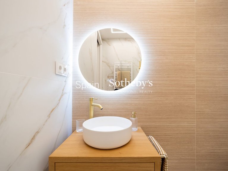 Apartment for Sale in Madrid, Madrid 17