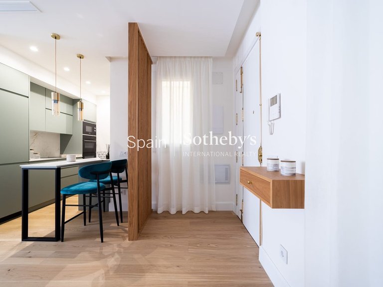 Apartment for Sale in Madrid, Madrid 5