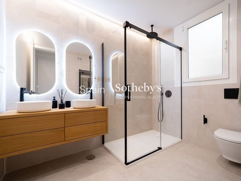 Apartment for Sale in Madrid, Madrid 19