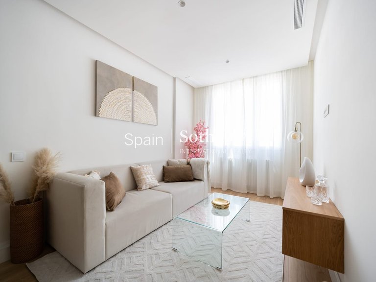 Apartment for Sale in Madrid, Madrid 2