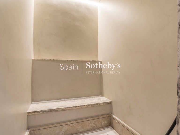 Apartment for Sale in Madrid, Madrid 35