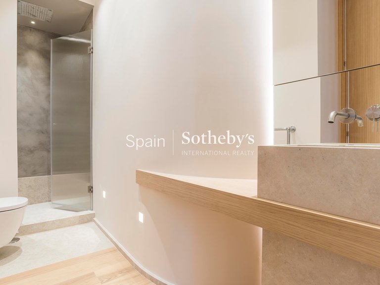 Apartment for Sale in Madrid, Madrid 27