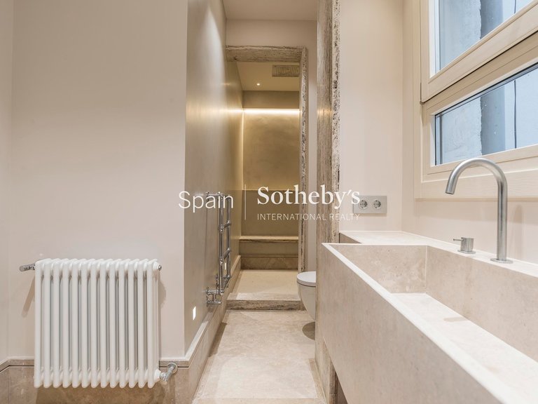 Apartment for Sale in Madrid, Madrid 36