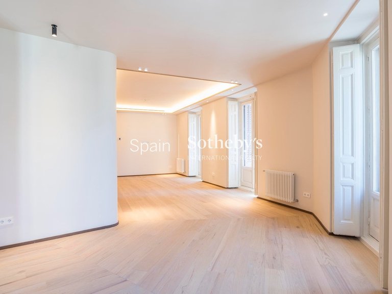Apartment for Sale in Madrid, Madrid 7