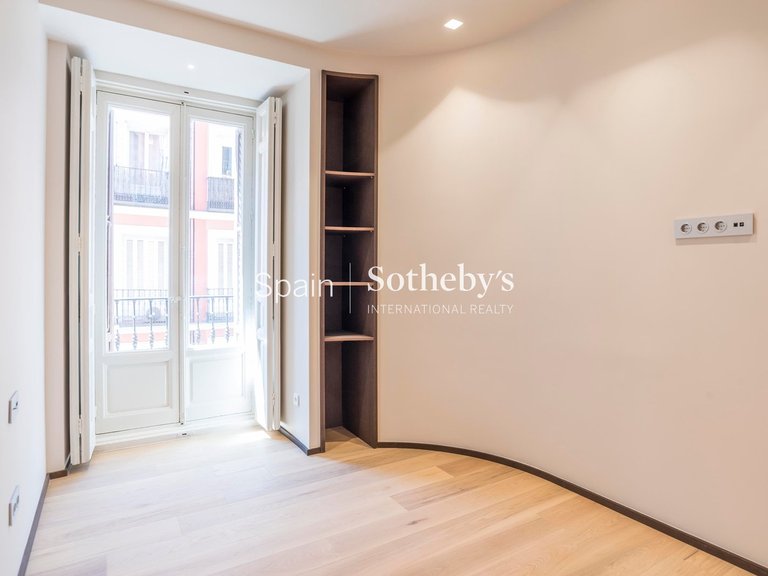 Apartment for Sale in Madrid, Madrid 33