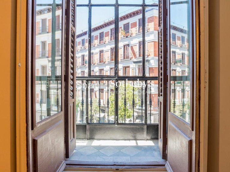 Apartment for Sale in Madrid, Madrid 13