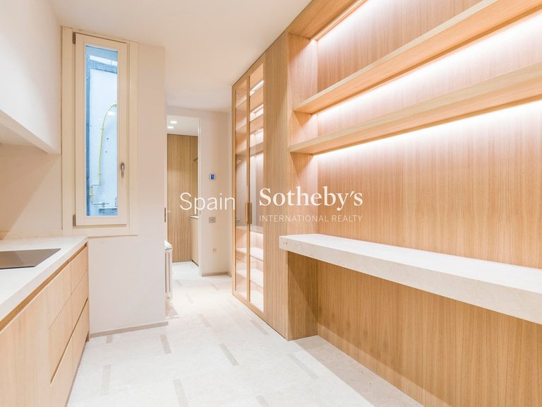 Apartment for Sale in Madrid, Madrid 15