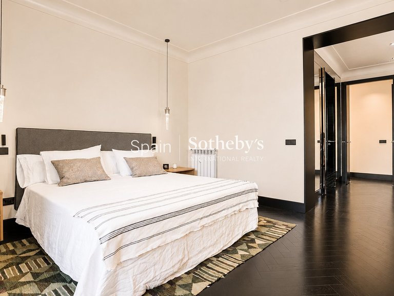 Apartment for Sale in Madrid, Madrid 18