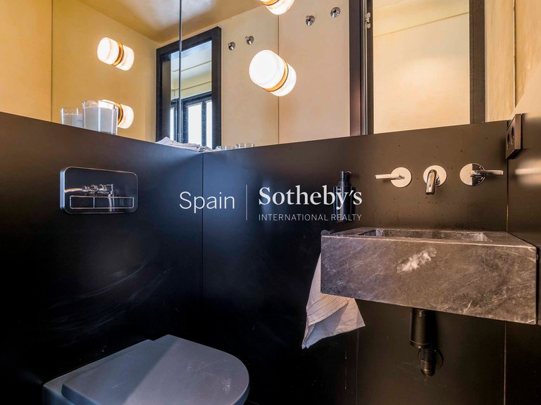 Apartment for Sale in Madrid, Madrid 32