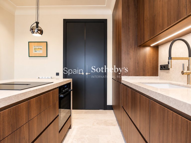Apartment for Sale in Madrid, Madrid 10