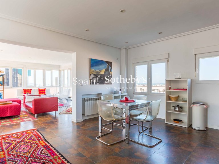 Penthouse for Rent in Madrid, Madrid 13