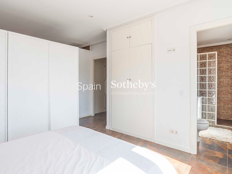 Penthouse for Rent in Madrid, Madrid 21