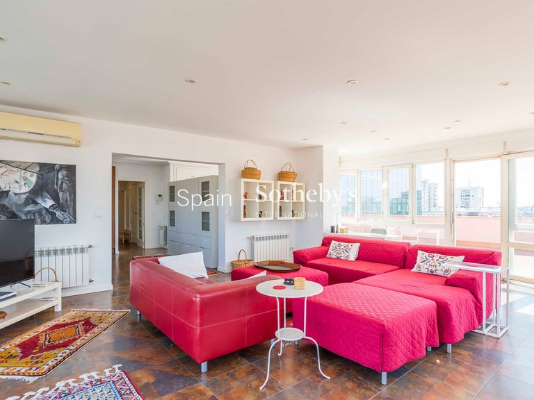 Penthouse for Rent in Madrid, Madrid 22