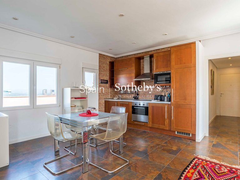 Penthouse for Rent in Madrid, Madrid 15