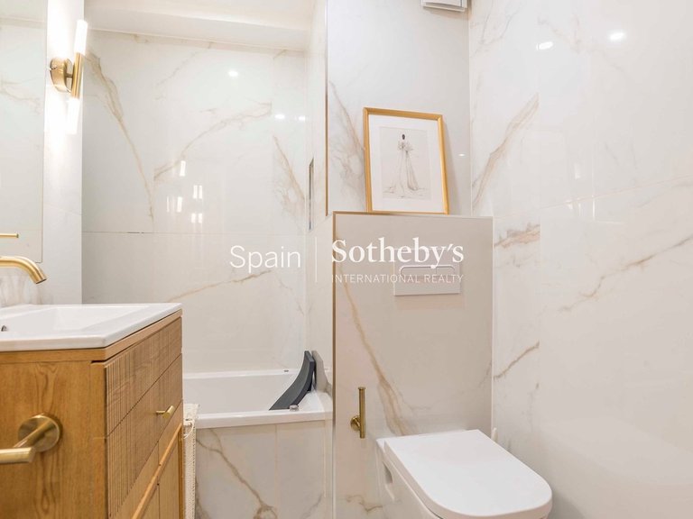 Apartment for Rent in Madrid, Madrid 26