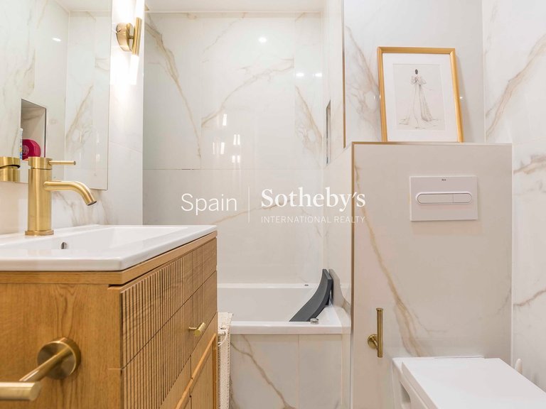 Apartment for Rent in Madrid, Madrid 27