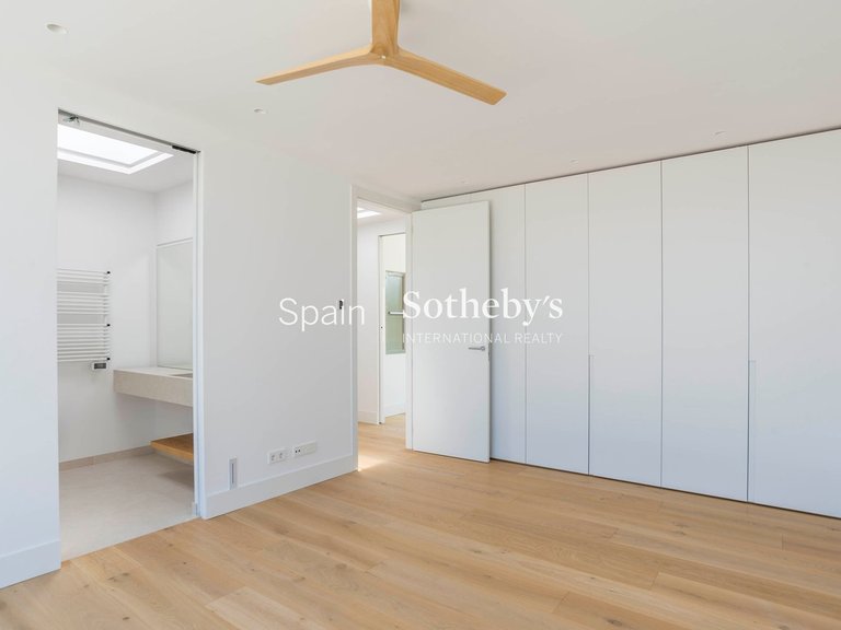 Town House for Rent in Madrid, Madrid 15