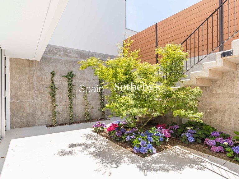 Town House for Rent in Madrid, Madrid 37