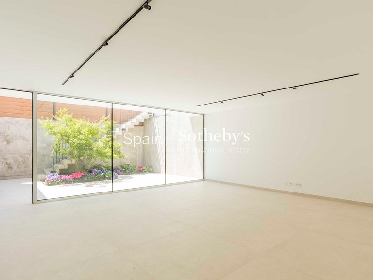 Town House for Rent in Madrid, Madrid 35