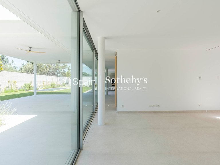 Town House for Rent in Madrid, Madrid 23