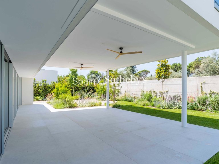 Town House for Rent in Madrid, Madrid 30