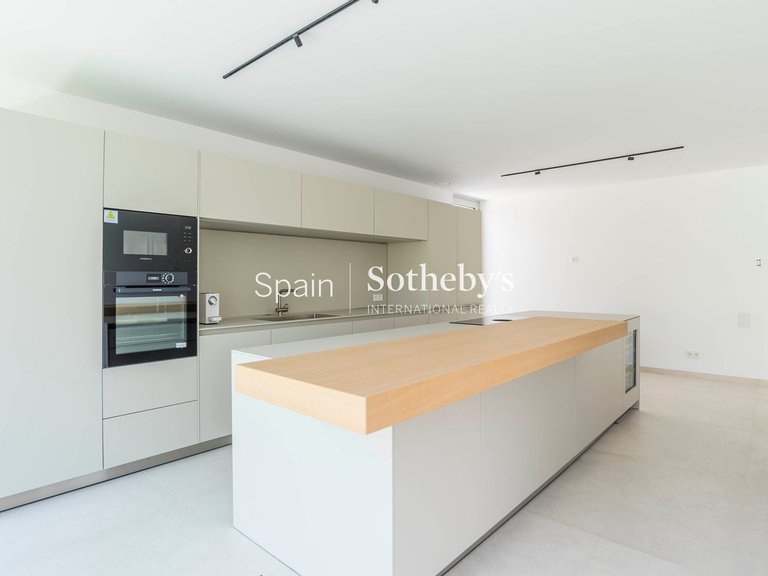 Town House for Rent in Madrid, Madrid 26