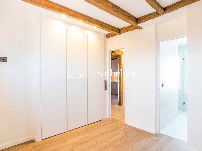 Apartment for Sale in Madrid, Madrid 33