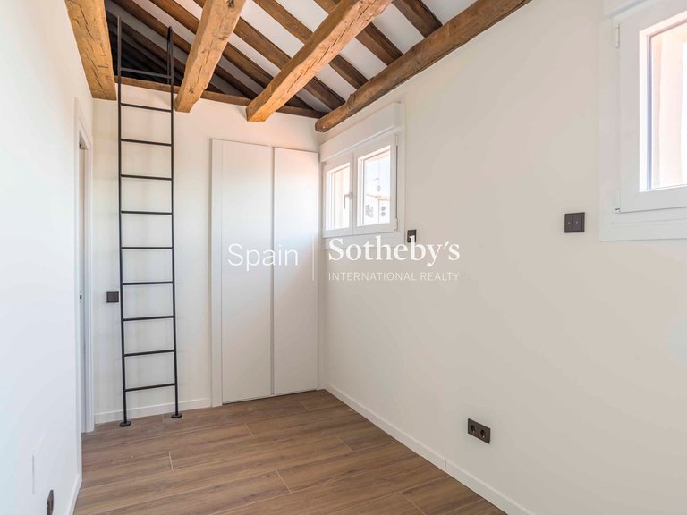 Apartment for Sale in Madrid, Madrid 32