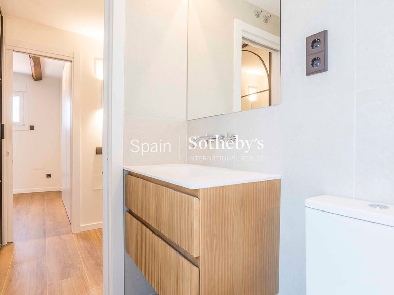 Apartment for Sale in Madrid, Madrid 28