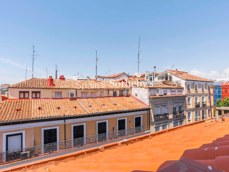 Apartment for Sale in Madrid, Madrid 16