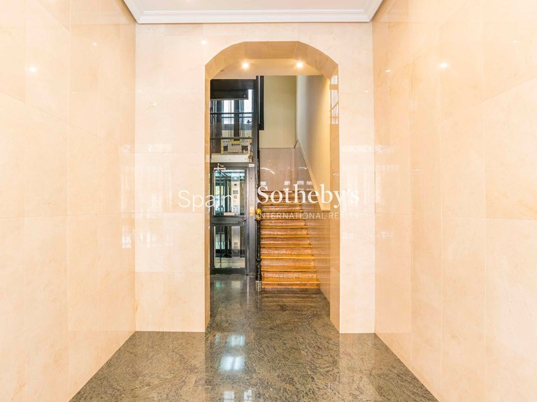 Apartment for Sale in Madrid, Madrid 39